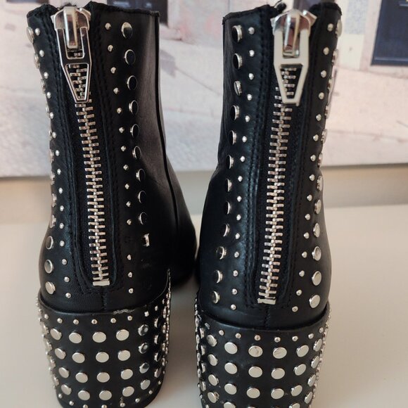 Dolce Vita STUDDED Black Ankle Boots - Women's US 6.5 - Picture 3 of 15